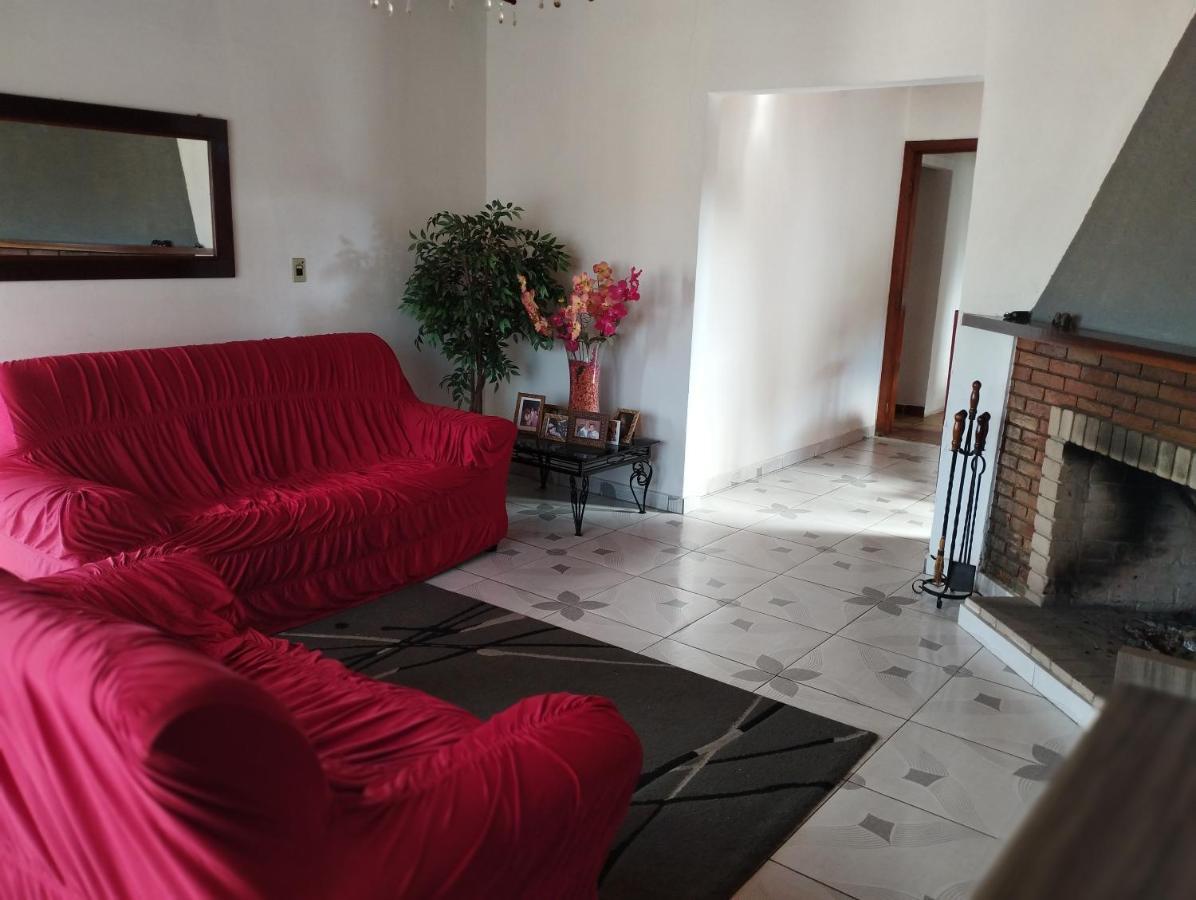 Casa Aconchegante Na Serra Campos do Jordão Buitenkant foto